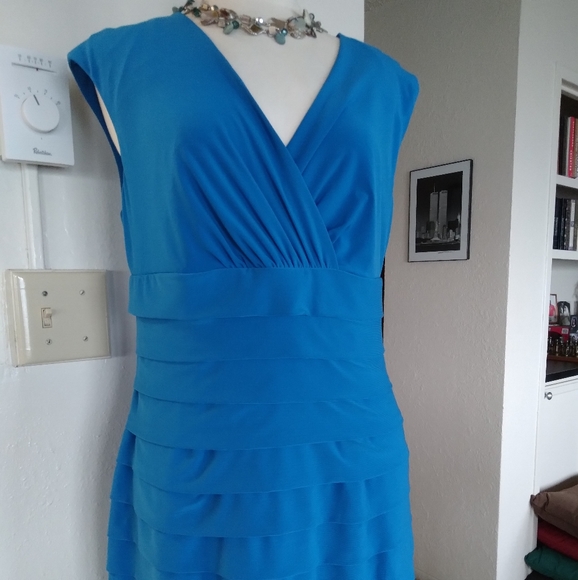 Blue Ruched  Pleated Sleeveless Dress - Picture 9 of 16